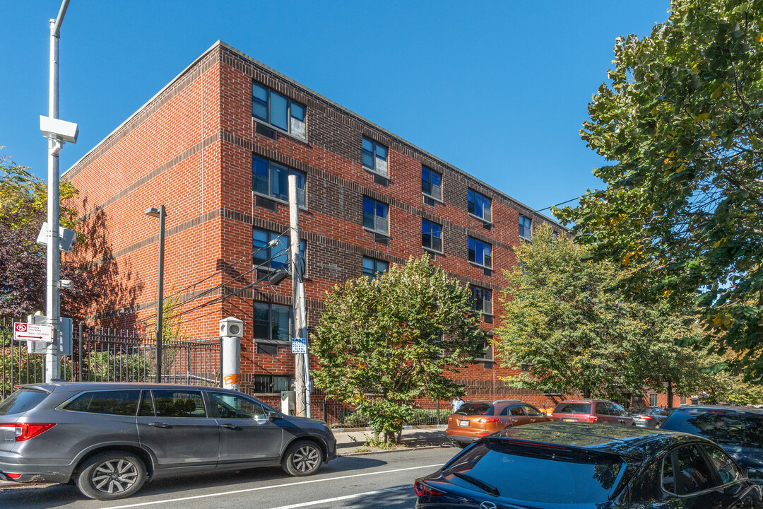 Carmen Vasquez Senior Housing in New York, NY - Building Photo