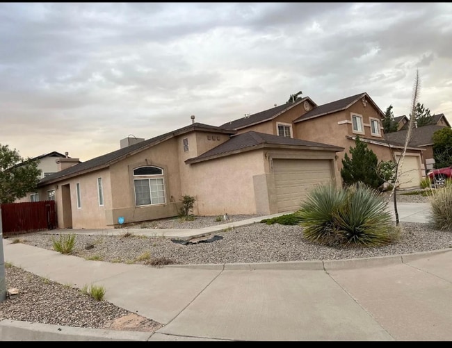 property at 4761 Jessica Dr NE