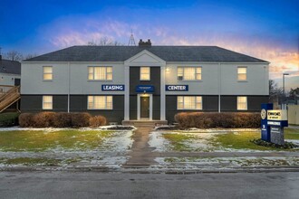 Townhomes at Bexley North in Columbus, OH - Building Photo - Building Photo