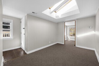 521 E Wilson St in Batavia, IL - Building Photo - Building Photo