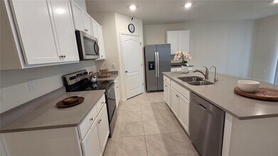2621 Trinidad Rd in Haines City, FL - Building Photo - Building Photo