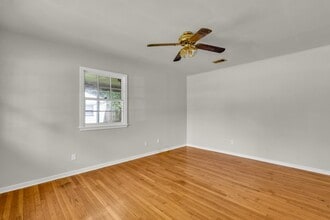 706 Cypress St in Columbus, MS - Foto de edificio - Building Photo