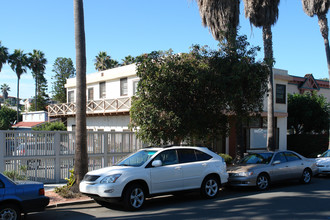 Solana Surf Lofts in Solana Beach, CA - Building Photo - Building Photo