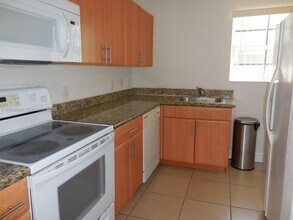 9725 Bay Harbor Terrace in Bay Harbor Islands, FL - Building Photo - Building Photo