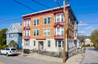 236 Main St in Torrington, CT - Building Photo - Building Photo