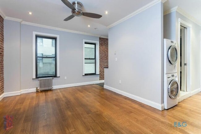 property at 326 E 100th St