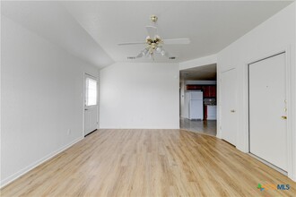 605 Bermuda St in Copperas Cove, TX - Foto de edificio - Building Photo