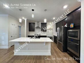 1764 Alpine Summer Ln in Apex, NC - Building Photo - Building Photo
