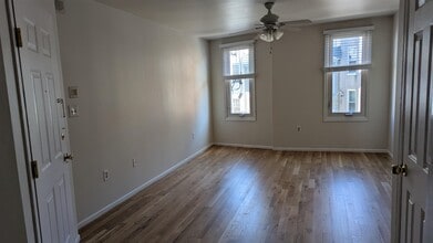 328 Monroe St in Hoboken, NJ - Building Photo - Building Photo