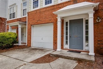 3967 Howell Park Rd in Duluth, GA - Foto de edificio - Building Photo