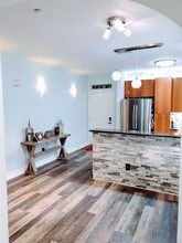 1225 Island, Unit 418 in San Diego, CA - Foto de edificio - Building Photo