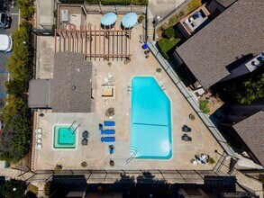 6516 College Grove Dr, Unit 56 in San Diego, CA - Building Photo - Building Photo