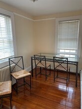 36 Harding Ave in Roslyn Heights, NY - Building Photo - Building Photo