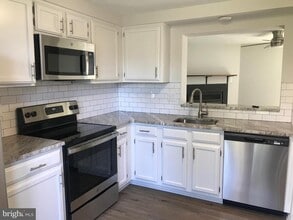532 Riggs Ct in Frederick, MD - Building Photo - Building Photo