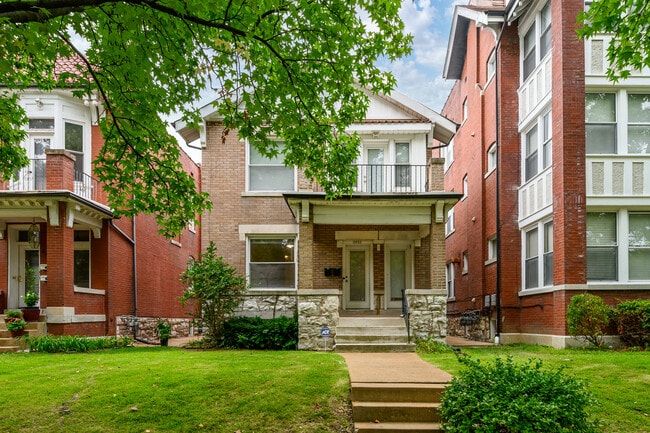 5932 McPherson Ave, Unit 2nd Floor