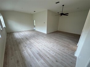 315 Auburn Woods Cir in Venice, FL - Building Photo - Building Photo