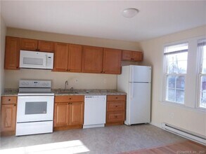 277 Whisconier Rd in Brookfield, CT - Building Photo - Building Photo