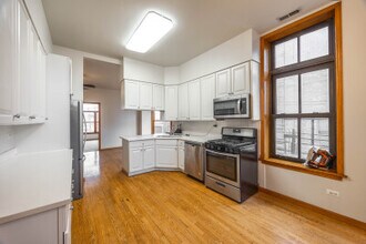 509 N Racine Ave in Chicago, IL - Foto de edificio - Building Photo
