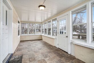 608 Washburn Ave in Kalamazoo, MI - Building Photo - Building Photo