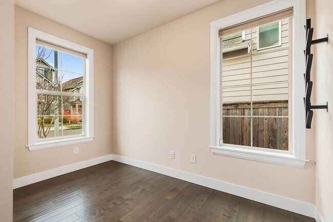 13310 23rd Ave SE in Mill Creek, WA - Building Photo - Building Photo