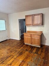 33 Thomas St in Southbridge, MA - Building Photo - Building Photo