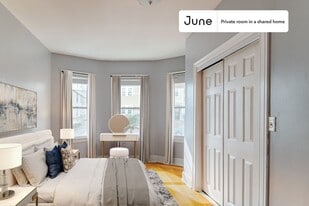 Room in Shared 3 bed/1.5 bath home in Boston, MA - Building Photo