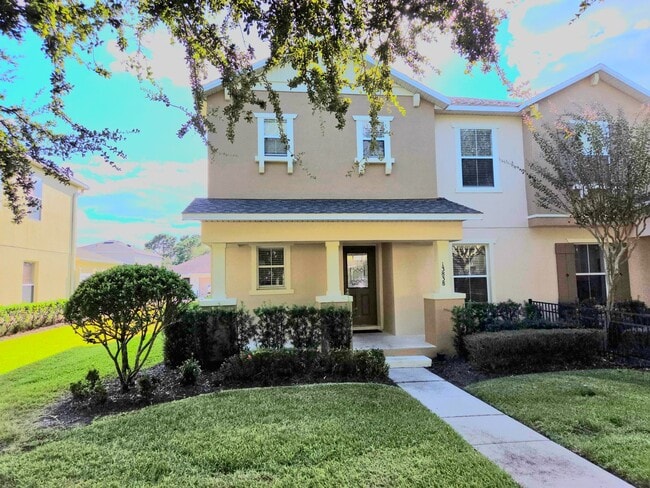 property at 13838 Phoenix Dr