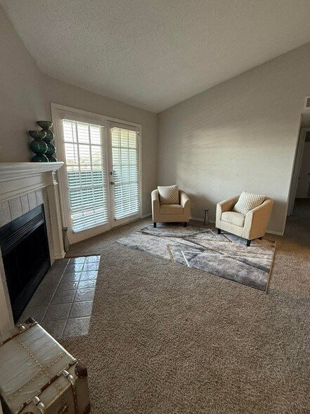 3737 Timberglen Rd, Unit 1814 in Dallas, TX - Building Photo - Building Photo