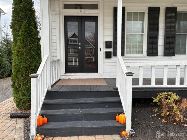 161 W Cliff St in Somerville, NJ - Building Photo - Building Photo