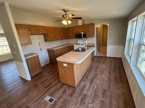 9051 Elm Dr in Joplin, MO - Building Photo - Building Photo