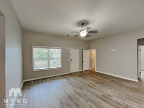 173 Waters Edge Pkwy in Temple, GA - Building Photo - Building Photo