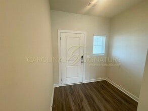 1650 Vlg Grv Ln in Monroe, NC - Foto de edificio - Building Photo