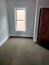 10-12-12 Hawthorn St in Hartford, CT - Building Photo - Building Photo