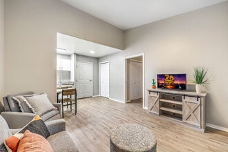 River Run Senior in Boulder City, NV - Foto de edificio - Building Photo