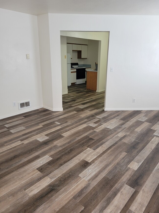 2140 Stace St, Unit 4 in Idaho Falls, ID - Building Photo - Building Photo