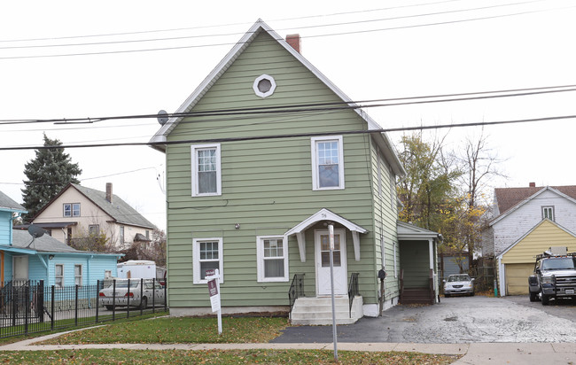 715 E Galena Blvd in Aurora, IL - Building Photo - Primary Photo