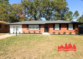 890 W Marigold Ln in Memphis, TN - Building Photo