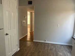 2811 Rosedale St, Unit 1 in Houston, TX - Foto de edificio - Building Photo