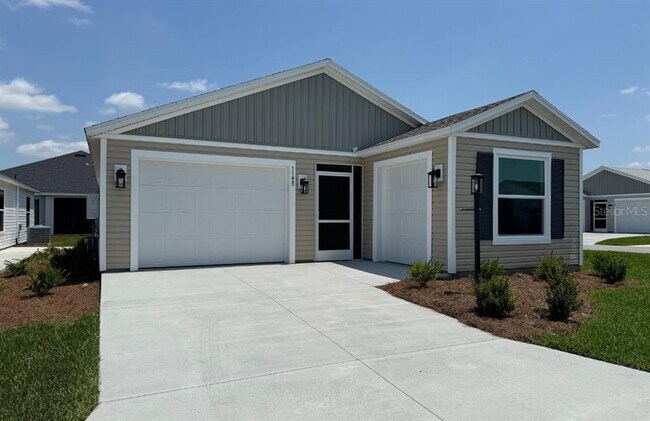 property at 1195 CHIASSON Ave