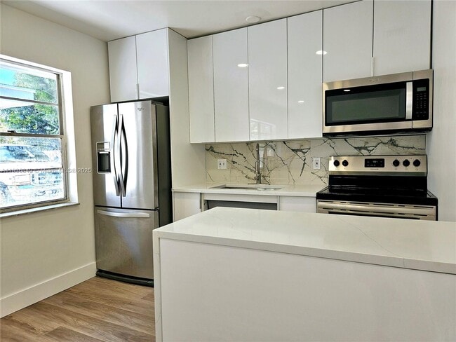 property at 913 Ortega Rd