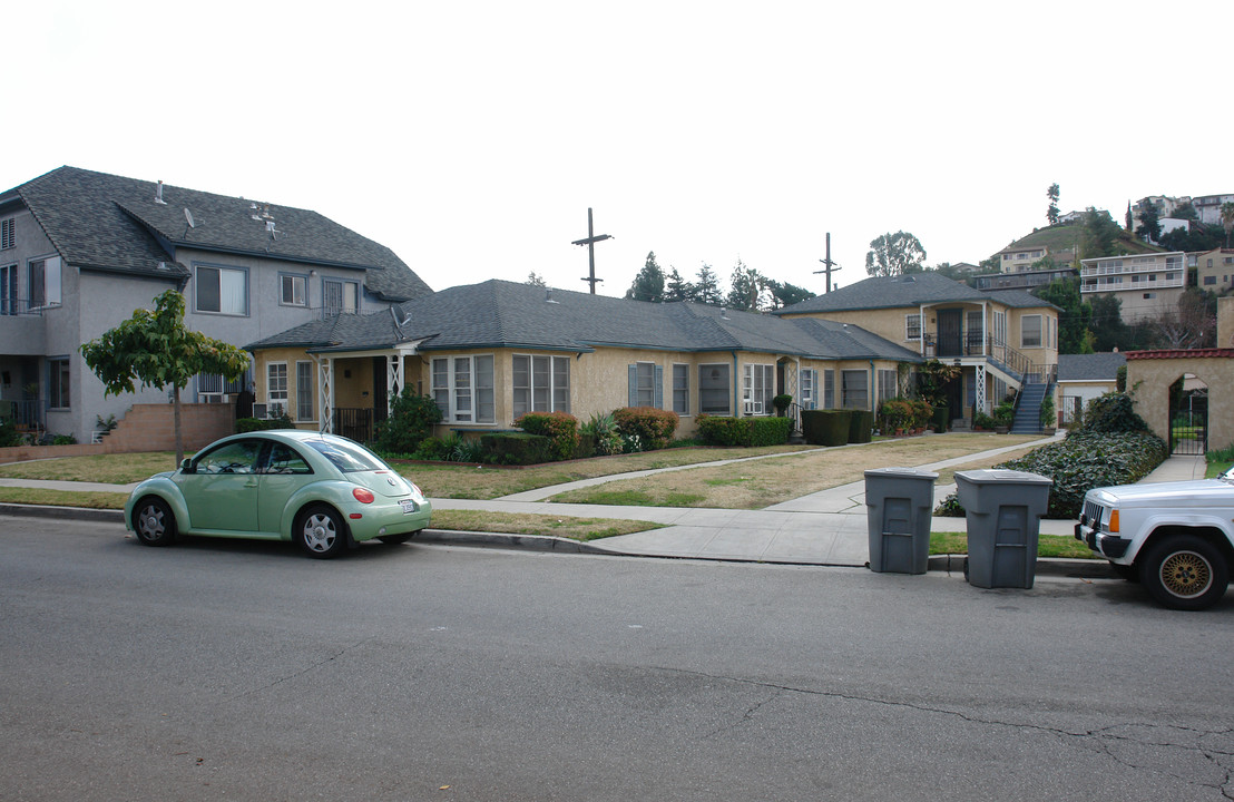 1332 E Garfield Ave in Glendale, CA - Building Photo