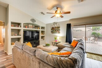 2125 W Goldmine Mountain Dr in San Tan Valley, AZ - Building Photo - Building Photo