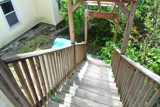 35 Concord St, Unit 2 in Athol, MA - Foto de edificio - Building Photo