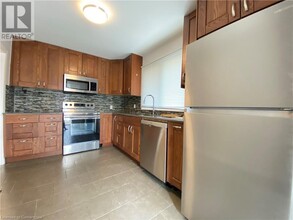 78 David Ave in Hamilton, ON - Building Photo - Building Photo