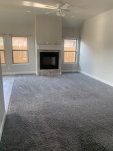 202 Northwest Granite Avenue in Cache, OK - Building Photo - Building Photo