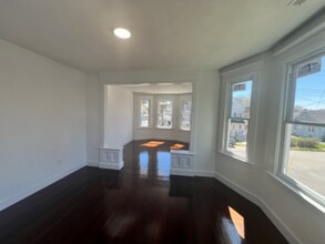 55 Beacon St in Hamden, CT - Building Photo - Building Photo