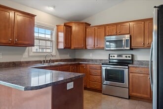 2911 Cindy Ln in Springfield, IL - Building Photo - Building Photo