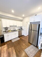 2017 Commonwealth Ave, Unit 5 in Boston, MA - Building Photo - Building Photo