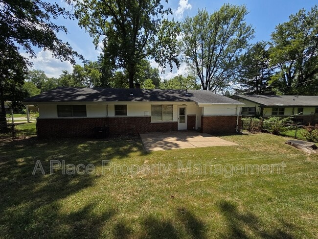 2321 Noll Dr in St. Louis, MO - Building Photo - Building Photo