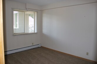 980 Lakepoint Dr in Frisco, CO - Building Photo - Building Photo